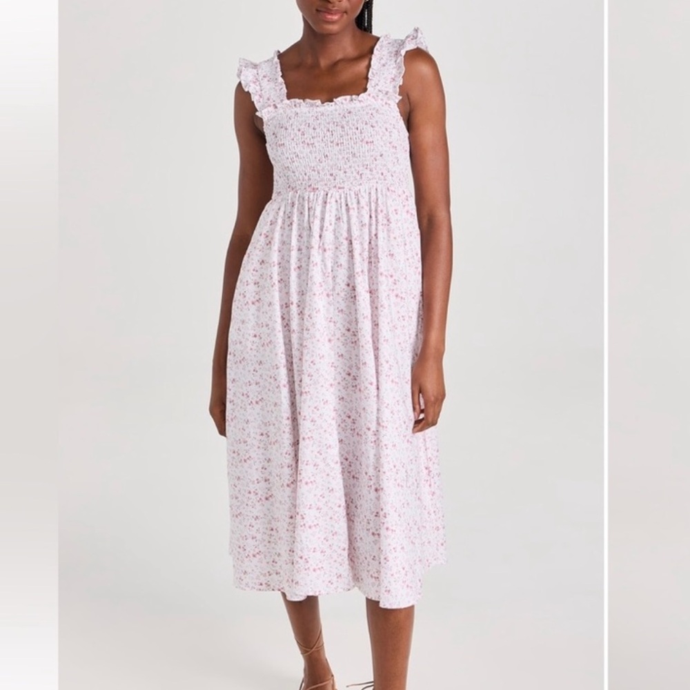 Petite Plume
Dorset floral Margaux dress NWT                 Light Pink Floral